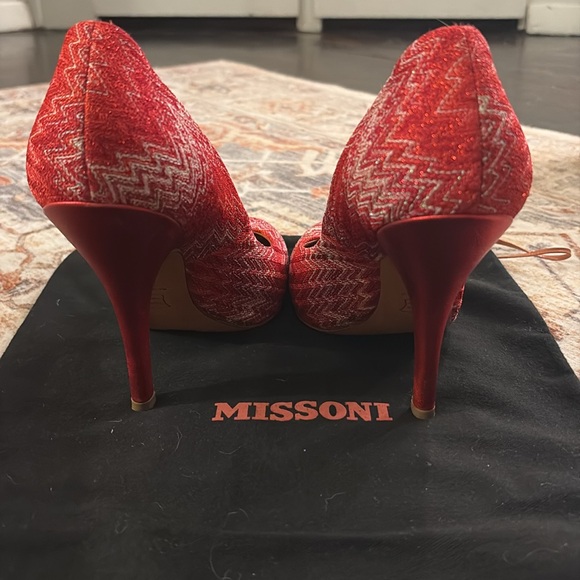Missoni Round Toe Pump - Picture 4 of 5